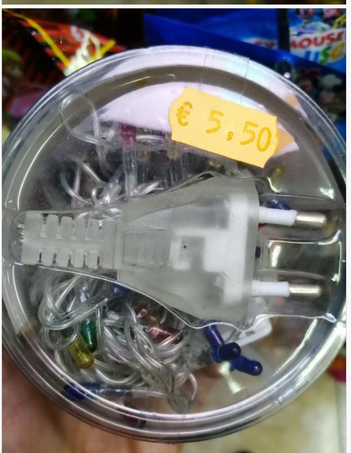 GUIRNALDA LUMINOSA MULTICOLOR, 140 LED  220V, AC 50HZ, 7M+1.5M,